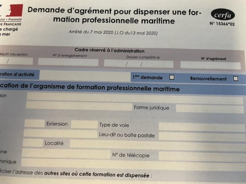 Photo du formulaire cerfa d'agrément