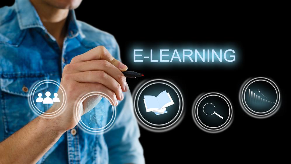 Ecran comportant la mention "e-learning"